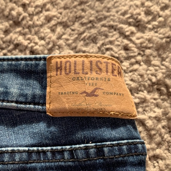 Hollister size 3short ripped skinny jeans. W26 L29 - Picture 10 of 12
